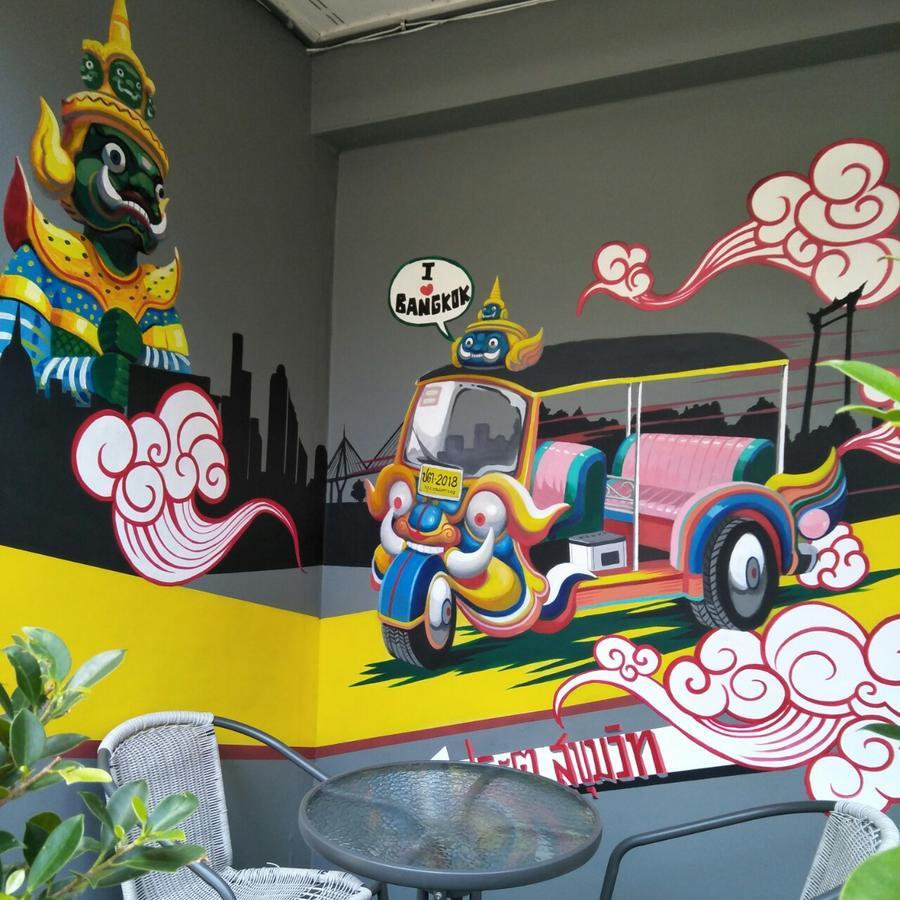 Badu Sukhumvit Dormitory Bangkok Buitenkant foto
