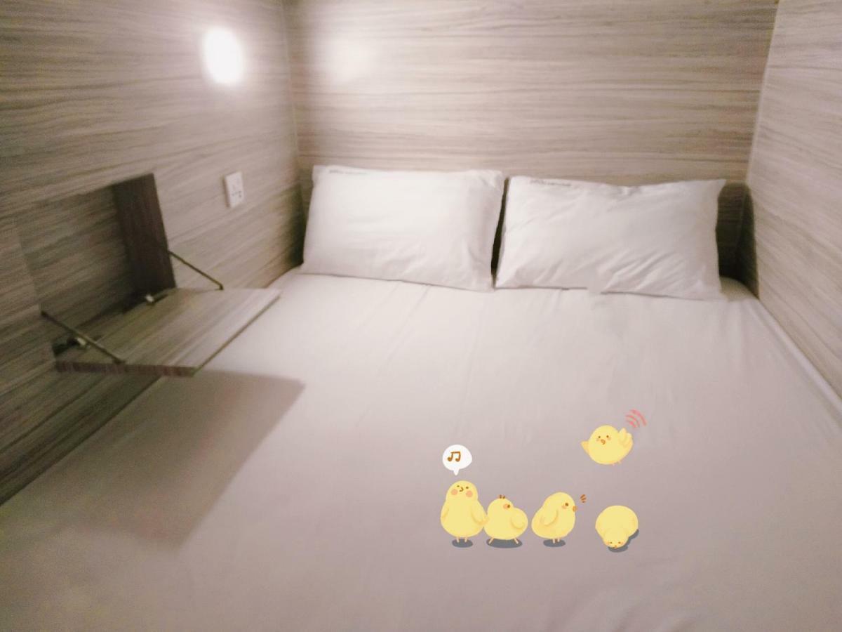 Badu Sukhumvit Dormitory Bangkok Buitenkant foto